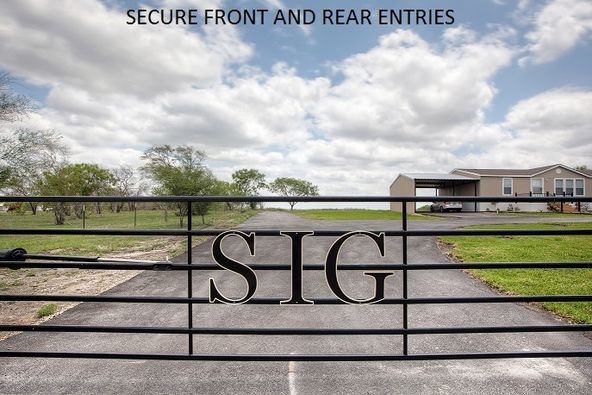 Corporate Mobile Housing - Eagle Ford Shale: County Road 329, Kenedy, TX 78119